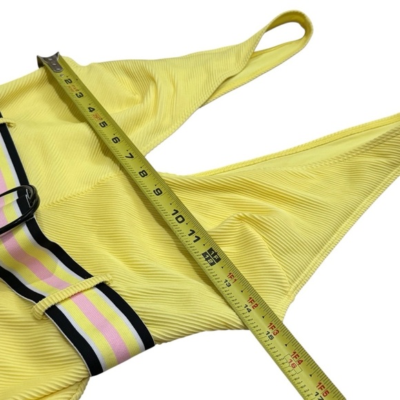 & Other Stories Belted High Cut Swimsuit 70’s Retro Summer Vacation Size 8 - Picture 11 of 13